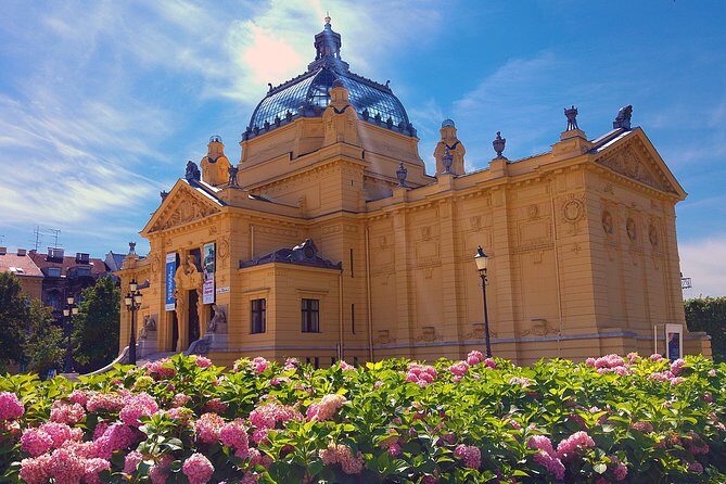 2-Hour Private Walking Tour of Zagreb - Stop 3: Zagreb Cathedral (Cathédrala de Zagreb)