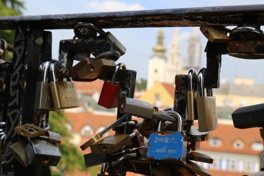 Best of Zagreb Walking Tour - Upper Town market site and Kumica: everyday tradition meets old walls