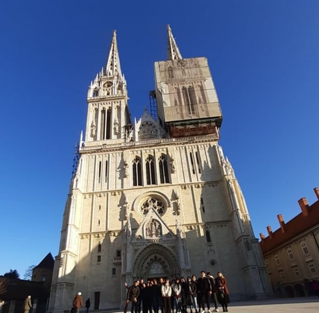 Best of Zagreb Walking Tour - Lotrščak Tower and the daily canon: best viewpoint energy