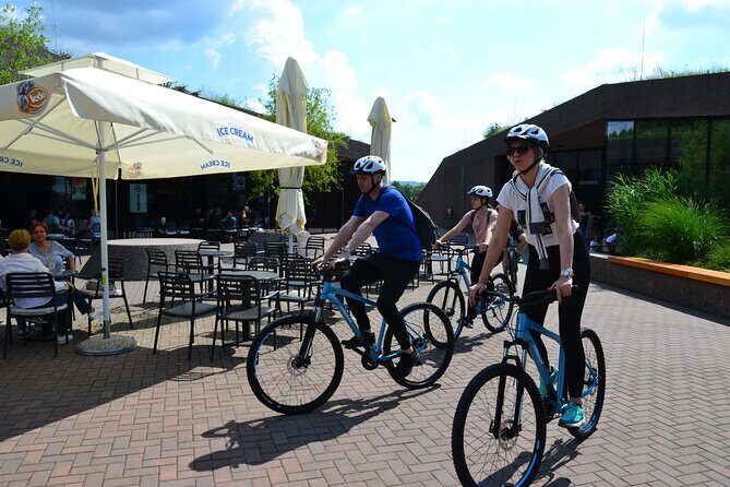 Biking - Bike tour Karlovac - The boat tour at DVD Brođani on the Žitna lađa