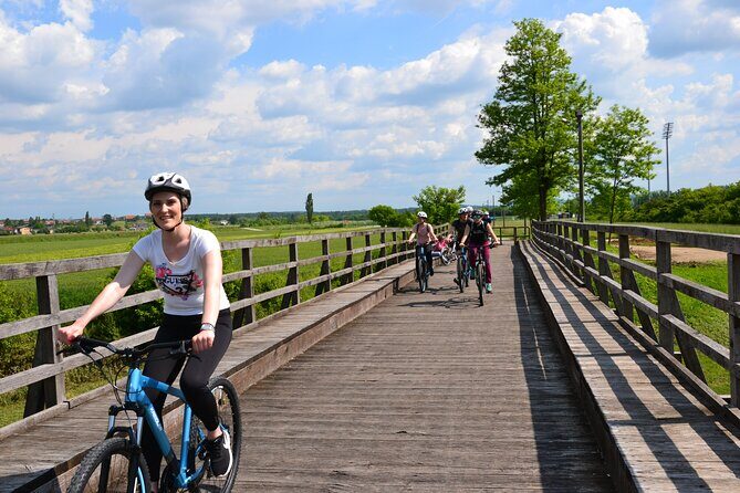 Biking - Bike tour Karlovac - Turanj’s open-air Homeland War museum: history under the sky