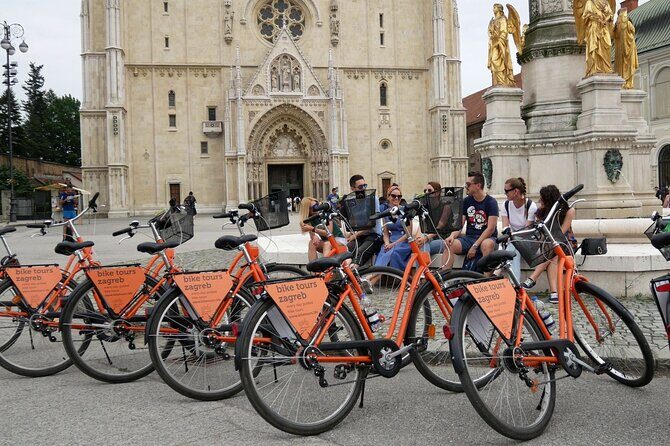 Classic Zagreb Bike Tour - Krvavi Most (Bloody Bridge): the Gradec–Kaptol border