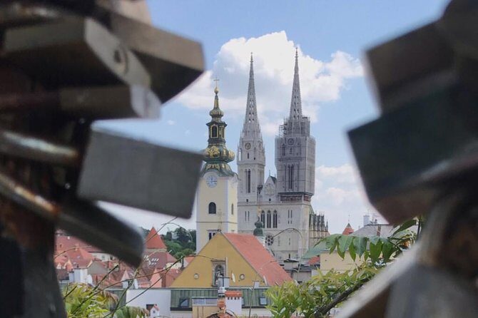 Discover and fall in love with Zagreb - private walking tour - Dolac Market: A Quick Detour Into How Zagreb Eats