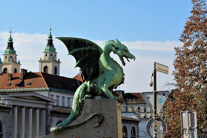 Discover Slovenia: Ljubljana & Bled Lake from Zagreb - Key points at a glance