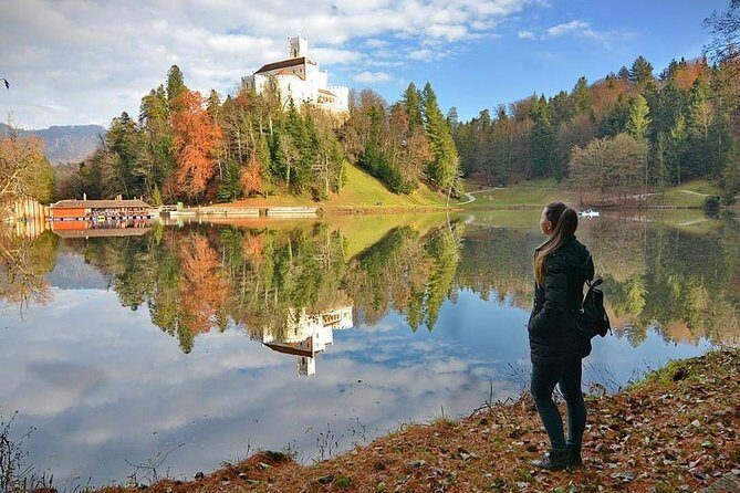 Fairytale Castle & Wine Tasting & Lunch - Two Castles and Five Wines: The Simple Plan for a Full Day