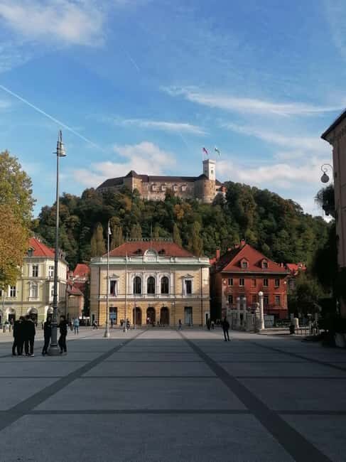 From Zagreb: Ljubljana and Lake Bled Private Day Tour - Bled Castle: A Viewpoint Stop That’s Worth the Effort