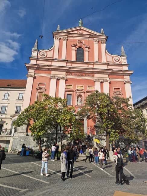 From Zagreb: Ljubljana and Lake Bled Private Day Tour - The 1.5-Hour Ride from Zagreb to Ljubljana (and Why That Helps)