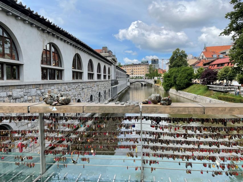 From Zagreb: Ljubljana, Postojna Cave & Predjama with Ticket - Zagreb Pickup to Postojna Cave: The Drive and the Setup