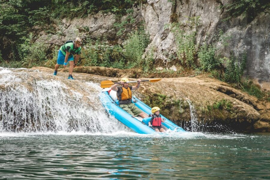 From Zagreb: Mrežnica kayaking & Rastoke village - day trip - Who this Mrežnica and Rastoke day trip is best for