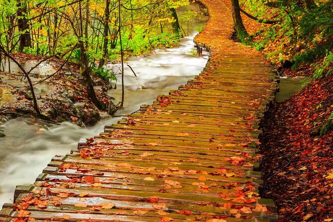 From Zagreb: Plitvice Lakes guided tour - Zagreb pickup and the drive to Plitvice