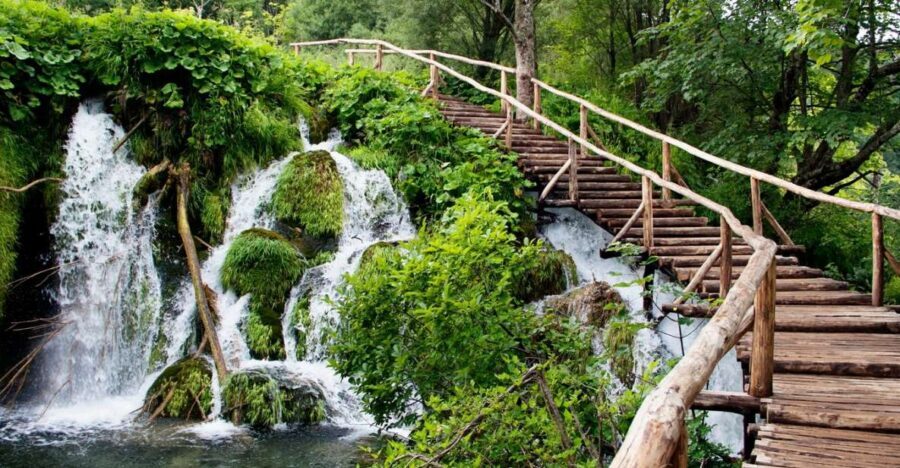 From Zagreb: Plitvice Lakes & Rastoke Private Tour - Price and Value: Is $424 Per Person a Smart Use of Time?