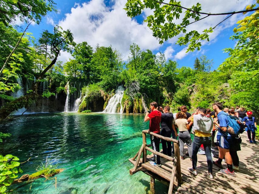 From Zagreb: Plitvice & Rastoke Guided Day Trip with Ticket - Boat cruise and the panoramic train: why you should use both