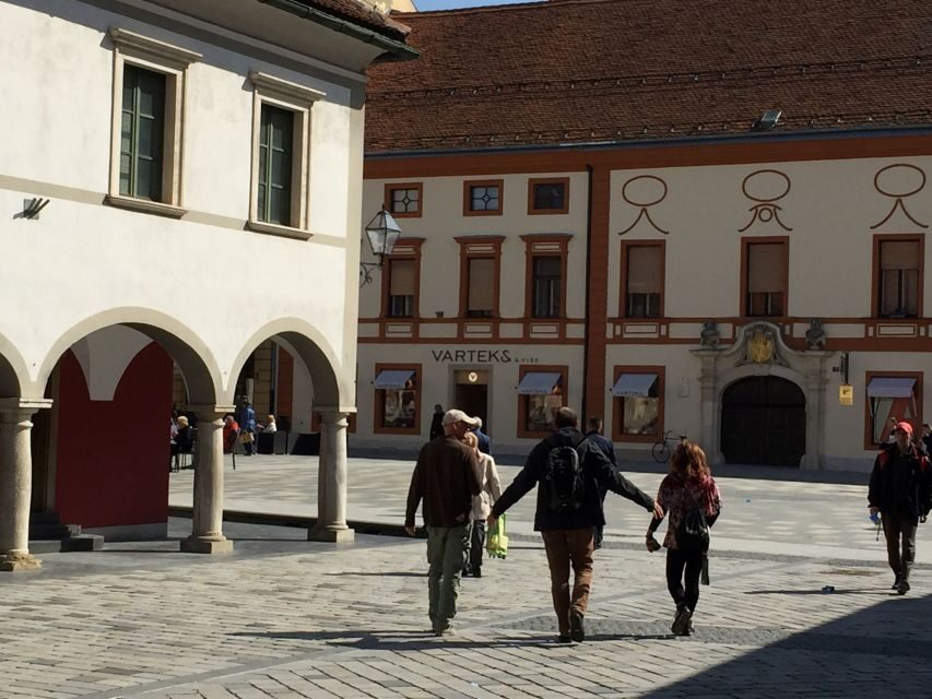 From Zagreb: Varazdin Baroque Town & Trakoscan Castle - Guides and the Style of the Day: What You’ll Notice