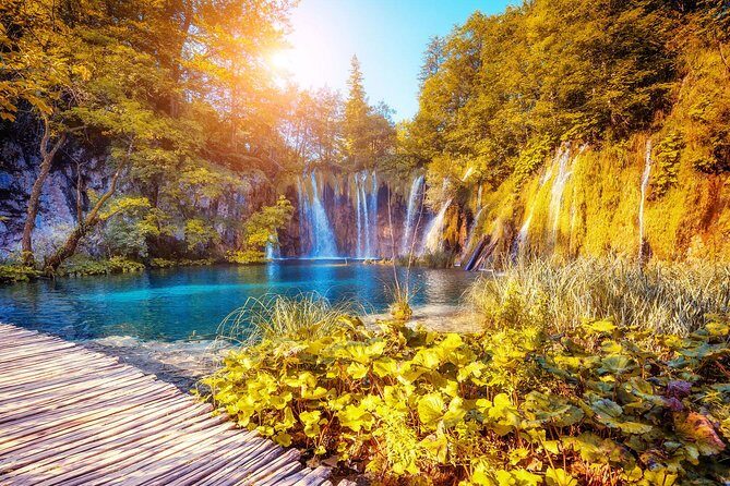 Guided transfer from Zagreb to Split with Plitvice Lakes stop - The comfort-focused drive: what the 12 hours actually feel like