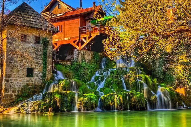 Highlights of Croatia Private Tour Package - 7 day itinerary - Zagreb on Day 1: markets, funiculars, and Lotrščak at noon