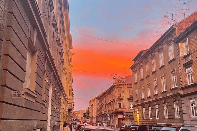 Jump into Zagreb - Small Group walking tour with WWII Tunnel - Lotrščak Tower and the Cannon Legends
