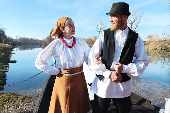 Kupa River Cruise in the Traditional Žitna lađa boat in Karlovac - A Whitetaled Eagle Guest and the Captain’s Hands-On Moment