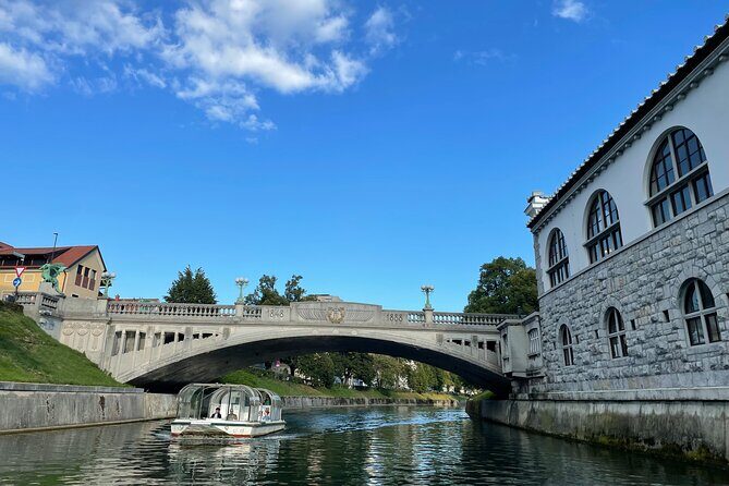 Ljubljana and Lake Bled Small Group Tour from Zagreb - Lake Bled Castle Views and Ticket Reality
