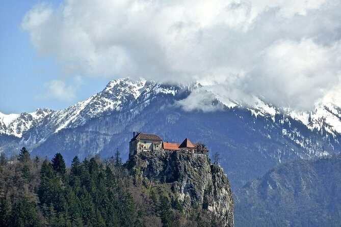 Ljubljana & Bled: Private Getaway from Zagreb - Private pickup from Zagreb: comfort and time on the road