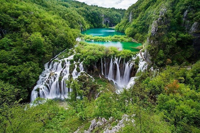 Ljubljana, Postojna Cave and Predjama Castle Day Tour from Zagreb - Postojna Cave: the train ride and the cold are part of the story