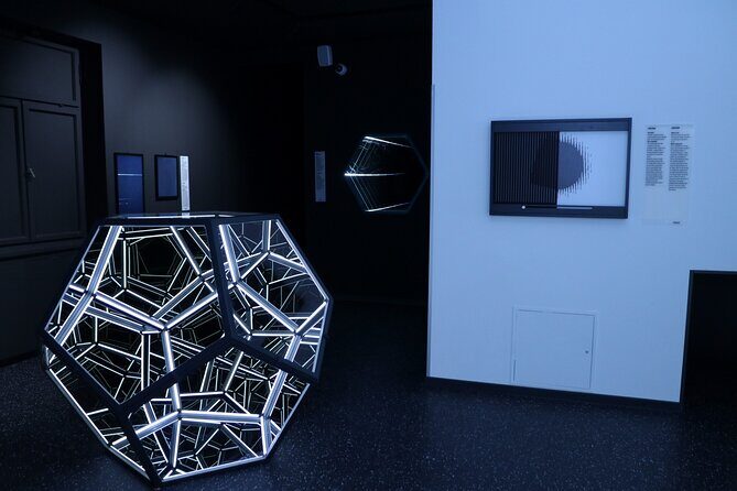 Museum of Illusions Zagreb - Photo ops you can actually pull off