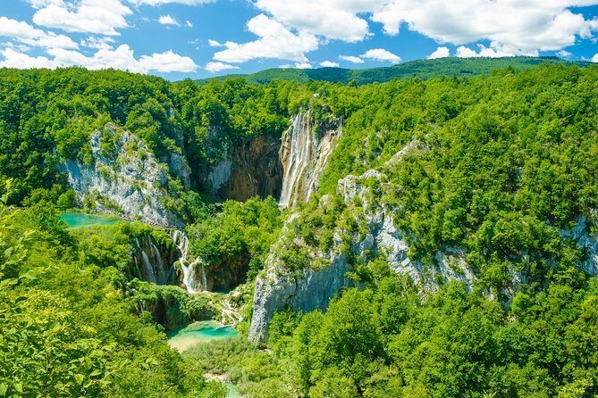 Plitvice Lakes Guided Tour from Zagreb - From Zagreb to Plitvice: what the ride really does for you