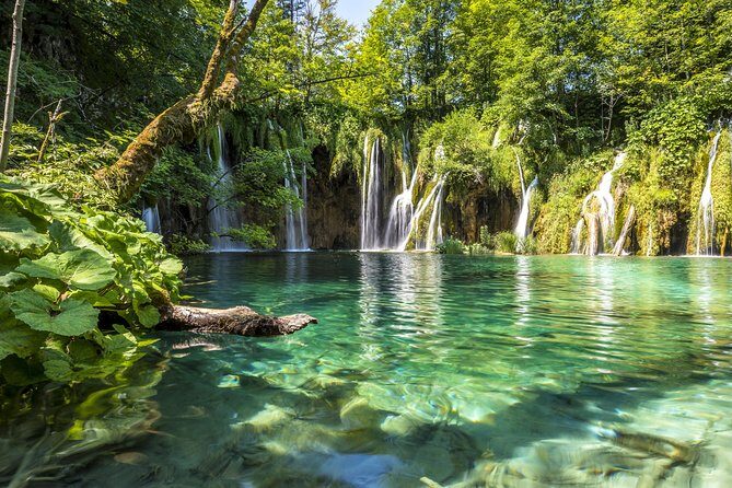 Plitvice Lakes Private Day Trip incl. Ticket from Zagreb - Key things you’ll notice on this private Plitvice tour
