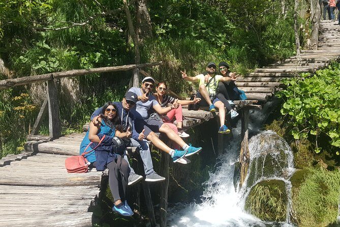Plitvice Lakes Private Tour from Zagreb - Flexible Schedule - How to pace yourself: Shoes, photos, and using the park options