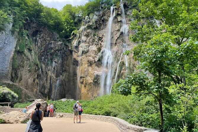 Plitvice Lakes with Ticket & Rastoke Guided Trip from Zagreb - What the guide actually adds (and why people keep praising them)