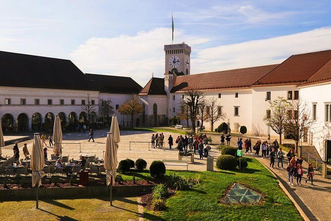 Private Ljubljana and Postojna Cave Tour from Zagreb - Ljubljana Old Town in 3 hours: walking pace, not planning fatigue