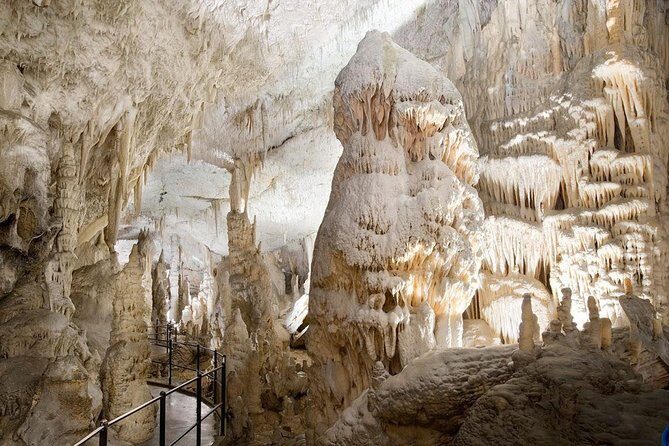 Private Ljubljana and Postojna Cave Tour from Zagreb - Pickup and transport: why it makes or breaks the day