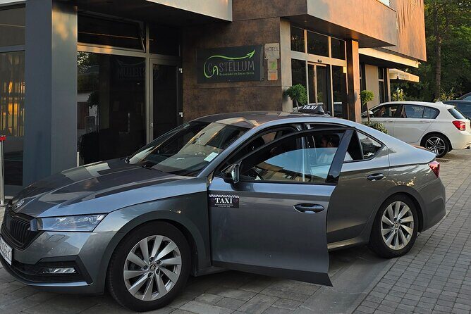 Private Transfer from Hotels in Zagreb to Zagreb Airport (ZAG) - Meeting at Your Hotel Area: Make the Address Plug-and-Play