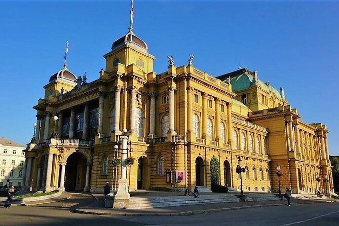 Private transfer from Zagreb to Budapest or Budapest to Zagreb - Private Group = Your Pace, Your Priorities