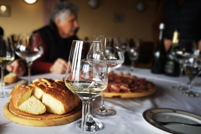 Private Wine Tour from Zagreb: Two Local Wineries & Samobor - Samobor’s old-town stop: more than a quick photo break