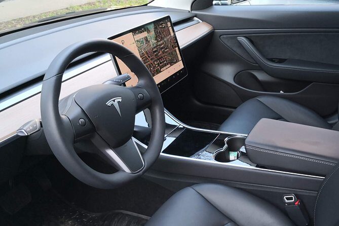 Tesla Ride event experience in Zagreb - Autopilot in real life: what you should pay attention to