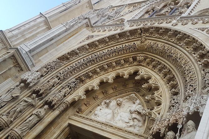 The best of Zagreb in half-day - Private 4-h tour - Art Pavilion Drive-By and National Theater Views