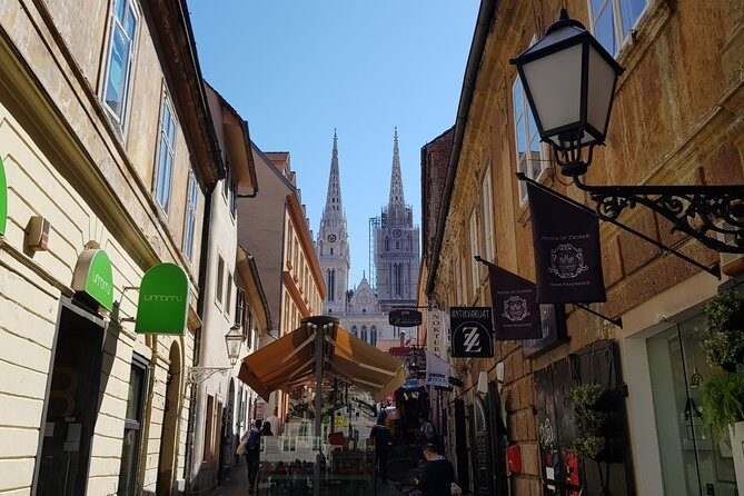 Walking tour of Zagreb - Zagreb Cathedral and Dolac Market: Landmarks With Texture, Not Just Views
