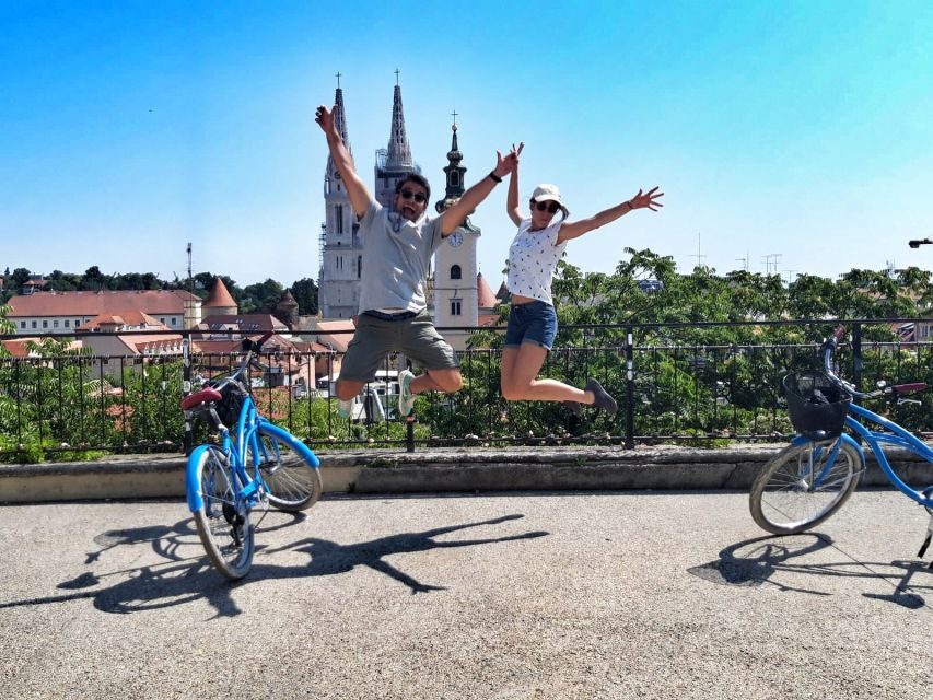 Zagreb: 2.5-Hour Highlights Bike Tour - Entering Zagreb’s Highlights by Bike