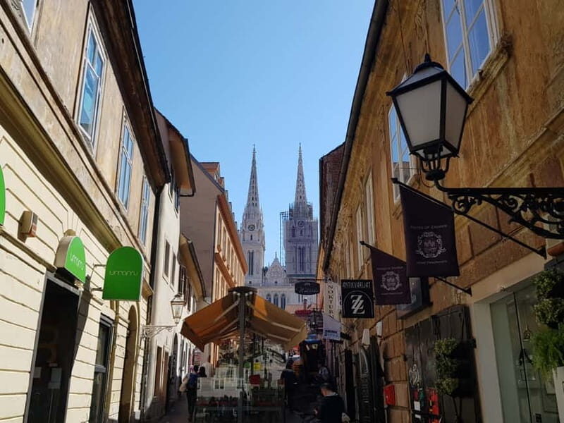 Zagreb: City and WWII Tunnels Walking Tour - Tkalčićeva Street and the snack planning advantage