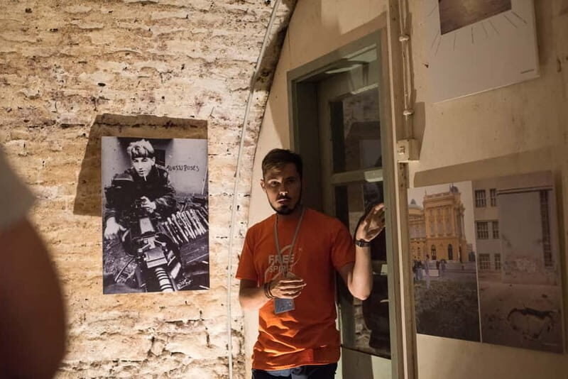 Zagreb: Communism and Croatian Homeland War Tour - A photo stop and a less-touristy corner of Zagreb