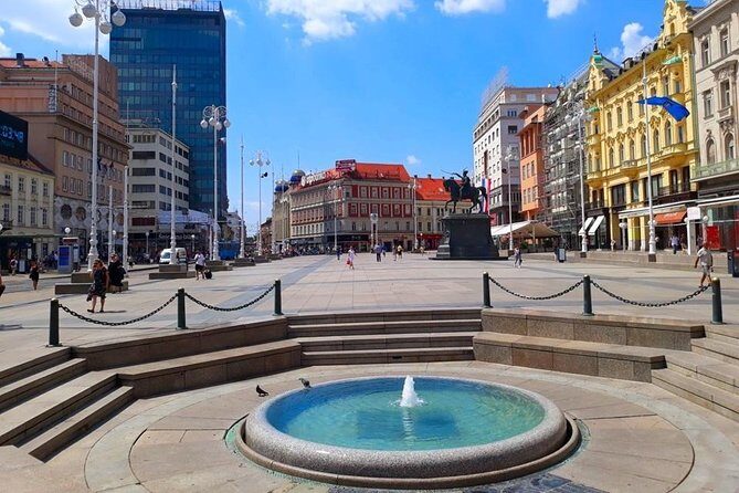 Zagreb GRAND Private Walking Tour - Meeting at Ban Josip Jelačić Square: the easy downtown start