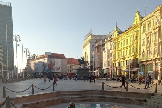 Zagreb History Walking Tour - Tkalciceva Street and Dolac Market: Two Zagreb Icons, One Timing Problem