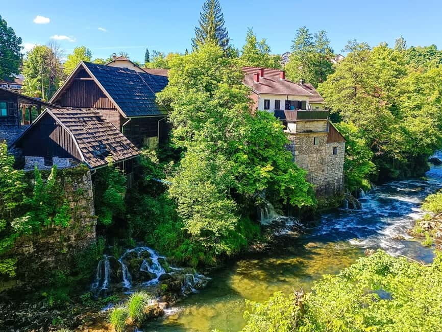 Zagreb: Plitvice with Ticket & Rastoke Tour for Max 8 people - How the boat, ferry, train, and shuttle ride fit in