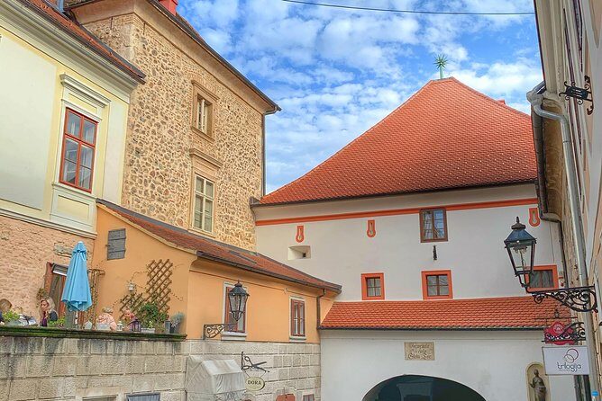 Zagreb Private Walking Tour with a local - Funicular and Lotrščak Tower at noon: classic Zagreb timing