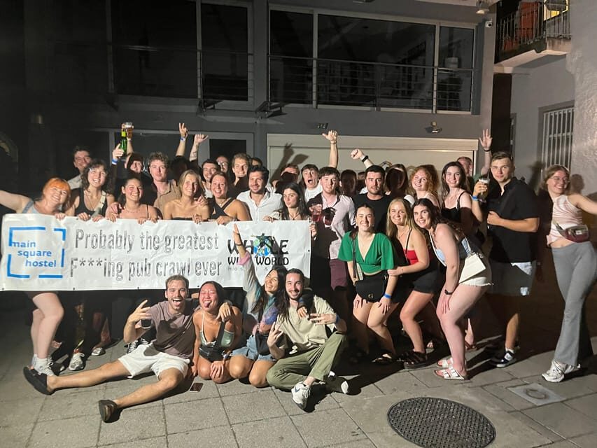Zagreb: Pub Crawl, 1-Hour of Unlimited Drinks, & Club Entry - The first hour: unlimited mixers plus actual drinking games
