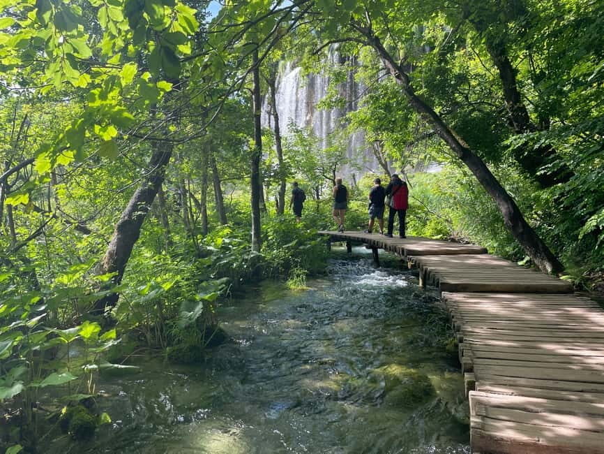 Zagreb: Rastoke & Plitvice Lakes Guided Tour with Ticket - A day that starts small, then goes full Plitvice