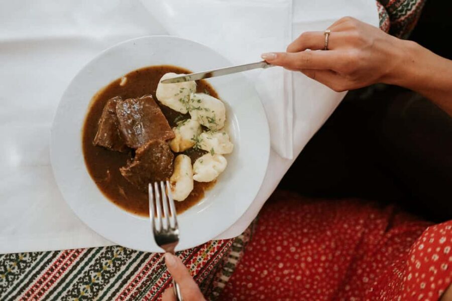 Zagreb: Restaurants, Food & Old Town Walking Tour - What you’ll eat and drink across the 4 tasting stops