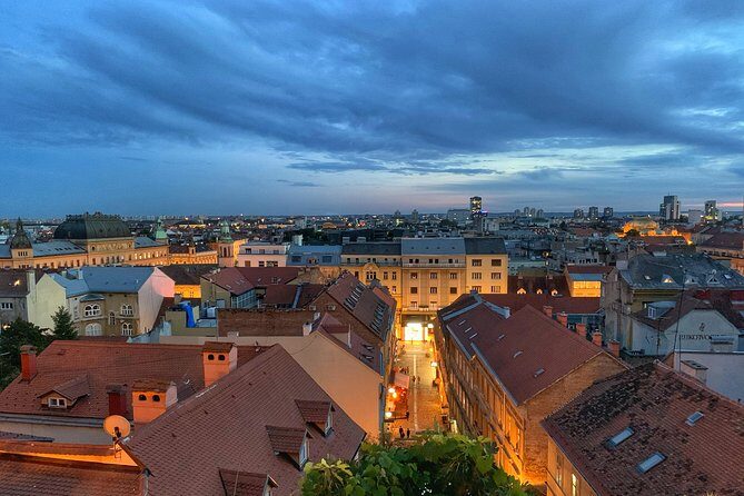 Zagreb Unveiled: Private walking tour with a local guide - Zrinjevac and the Green Horseshoe: your calm starting point